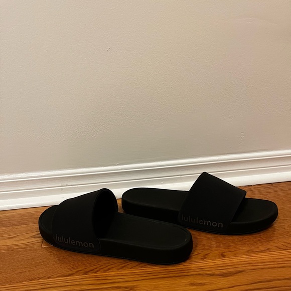 Lululemon Restfeel Slides - Black - Size 11 - Picture 2 of 3